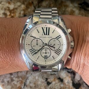NWT 🎉🎉 Michael Kors MK5535 Bradshaw Chronograph Silver Bracelet Women's Watch